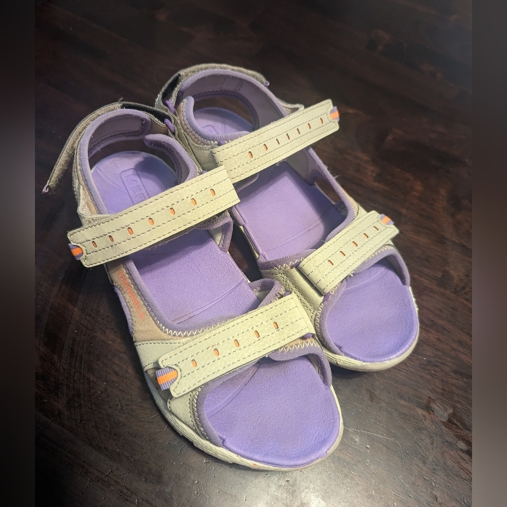 Merrell Women's Trail Sandals with Back Strap.  Size 6.  Purple/Grey/Pink